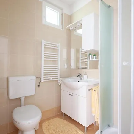 Nedika Holiday home *