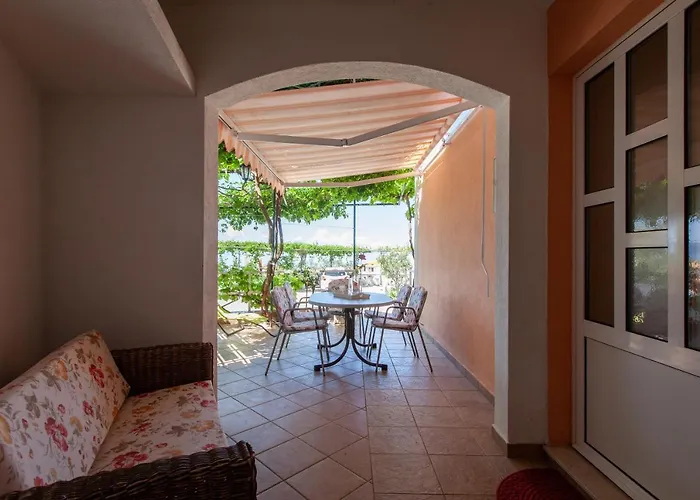 Nedika Semesterbostad Podgora (Split-Dalmatia)